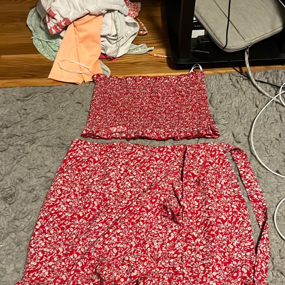 Skirt and tube top set